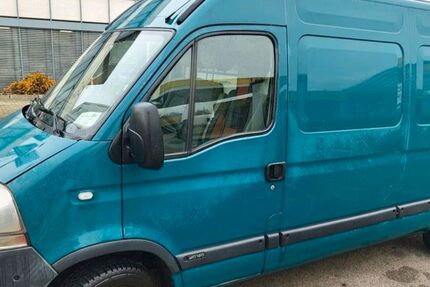 Nissan Interstar 199.695 km 4.300 &euro; Nürnberg 90402