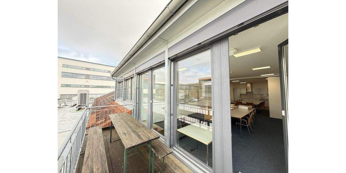 Repräsentative Büro-Praxisflächen XXL in frequentierter Sichtlage von Lauf an der Pegnitz zimmer