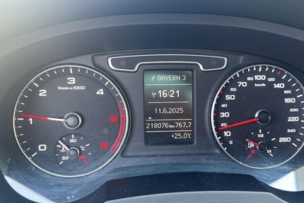 Audi Q3 218.000 km 9.000 € Zirndorf 90513