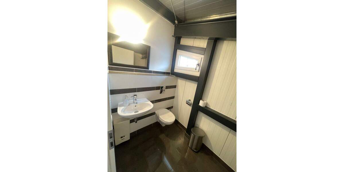 Gewerbeobjekt Erlangen Burgberg - 1.499.000&euro; | Angebot:25684105