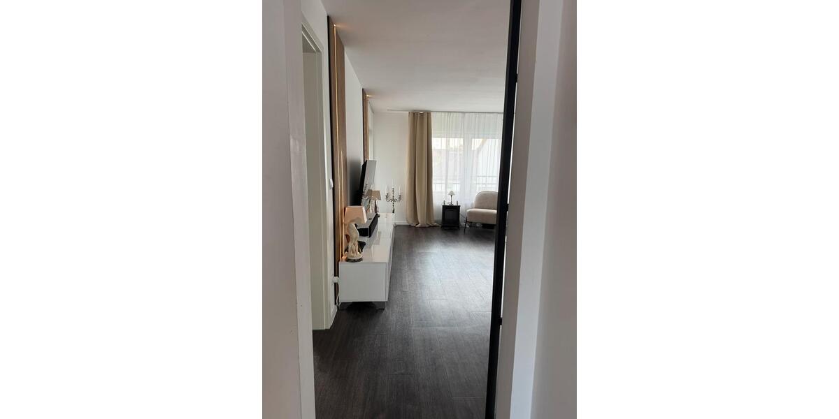 Etagenwohnung Schwabach - 5 Zimmer, 100 m&sup2;, 1.400&euro; | Angebot:26507659