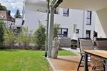 Exklusive GartenWohnung 112 m², lichterfülltes Wohnen mit 3 Zimmer und 2 TG Stellplätzen und vielen Extras, fast wie Erstbezug