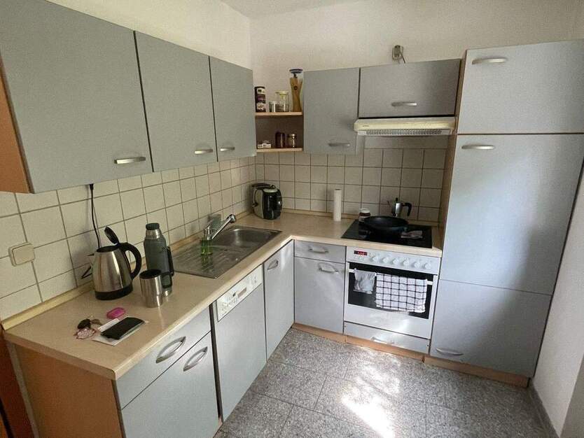 Top gepflegte 1-Zimmer-Wohnung mit Balkon direkt in Feucht