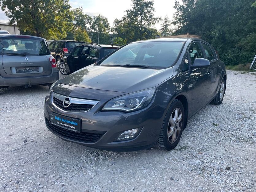 Opel Astra 216.211 km 3.390 € Zirndorf 90513
