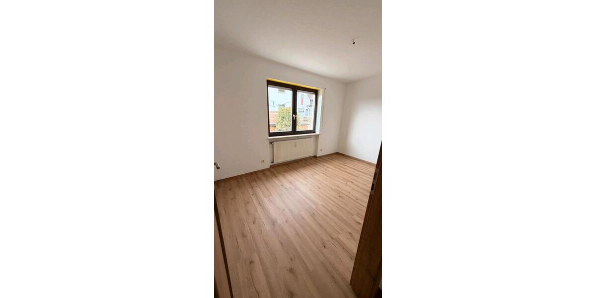Etagenwohnung Dietenhofen - 4.5 Zimmer, 108 m&sup2;, 990&euro; | Angebot:27612324