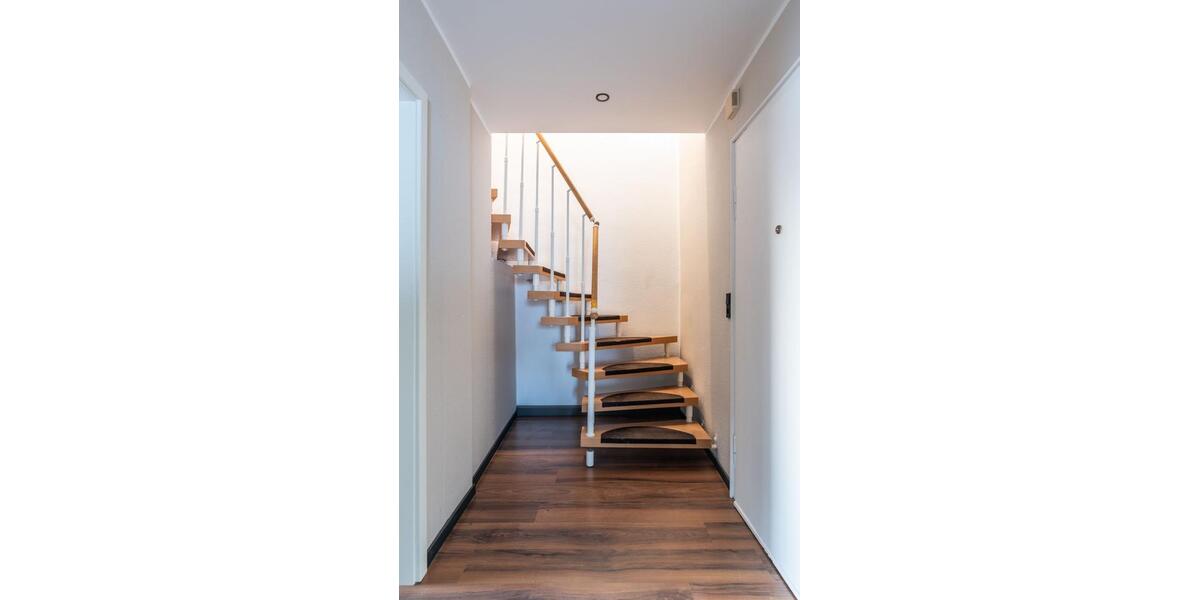 Etagenwohnung Nürnberg Gleißhammer - 5 Zimmer, 82 m&sup2;, 319.000&euro; | Angebot:27216273