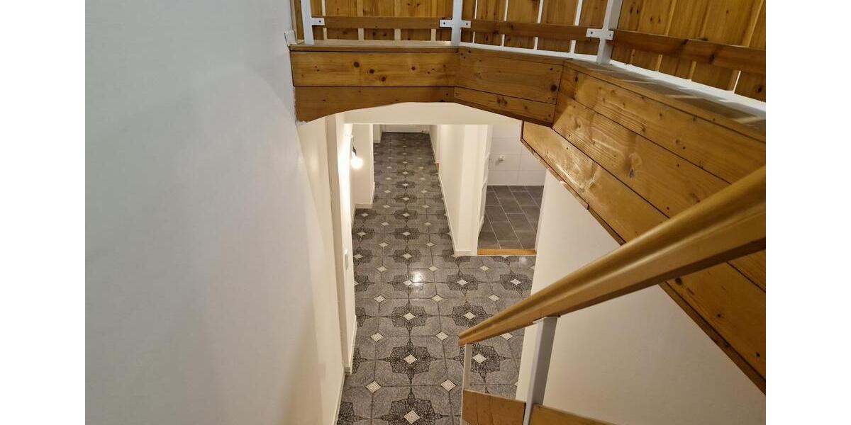 Erdgeschoßwohnung Nürnberg Gibitzenhof - 4 Zimmer, 160 m&sup2;, 1.520&euro; | Angebot:26481345