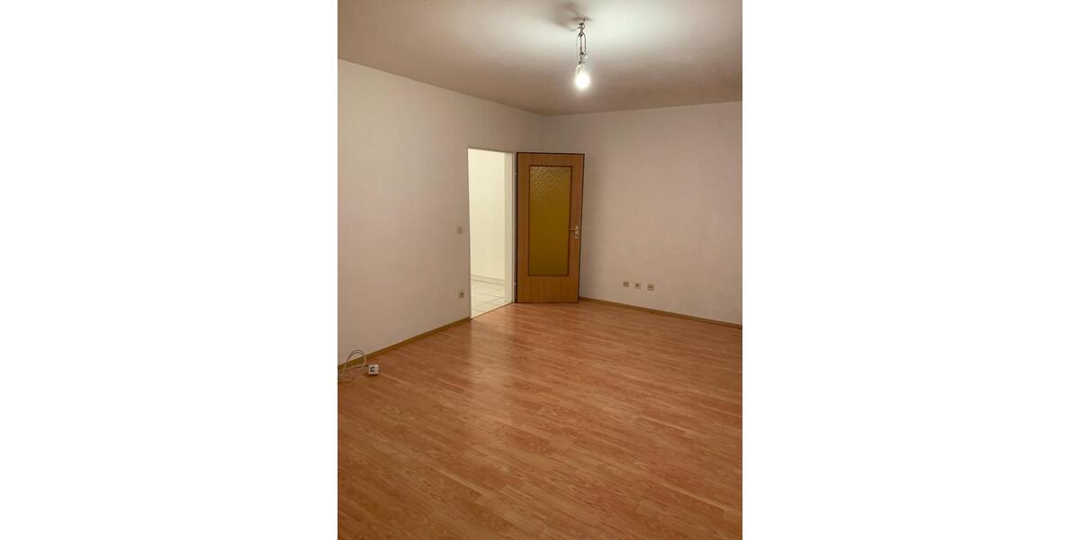 2 Zimmer Mietwohnung mit EBK + Keller + Tiefgaragenstellplatz 2 zimmer