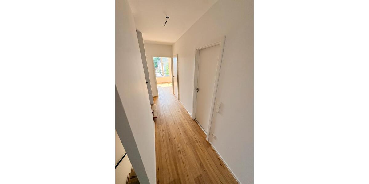 Reihenhaus Stein - 5 Zimmer, 145 m&sup2;, 2.300&euro; | Angebot:27614454