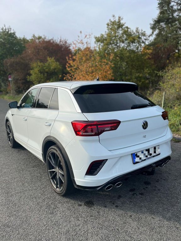 VW T-Roc 108.500 km 23.490 € Fürth 90765