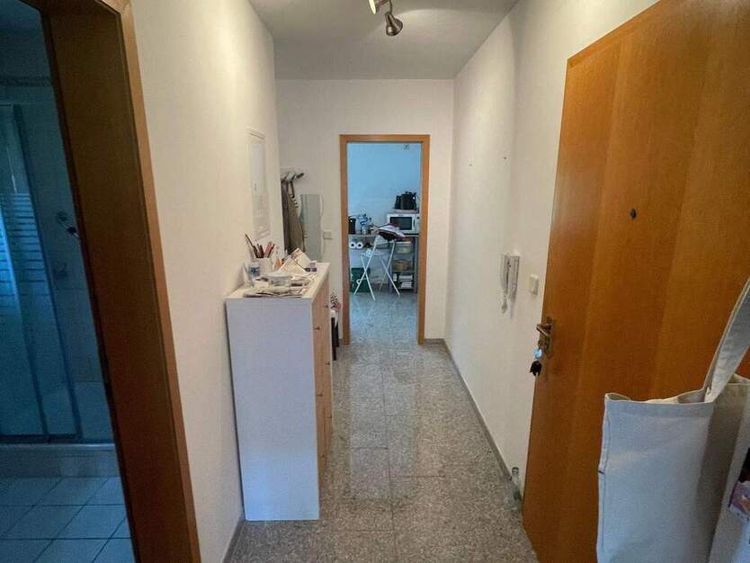 Top gepflegte 1-Zimmer-Wohnung mit Balkon direkt in Feucht
