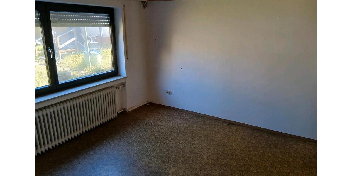 Einfamilienhaus Baiersdorf - 8 Zimmer, 180 m&sup2;, 575.000&euro; | Angebot:26355207