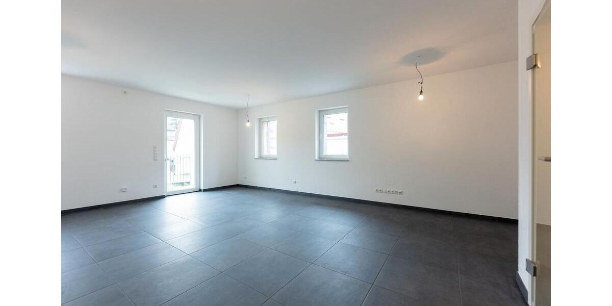 Erdgeschoßwohnung Nürnberg Almoshof - 2 Zimmer, 70 m&sup2;, 1.020&euro; | Angebot:27592074
