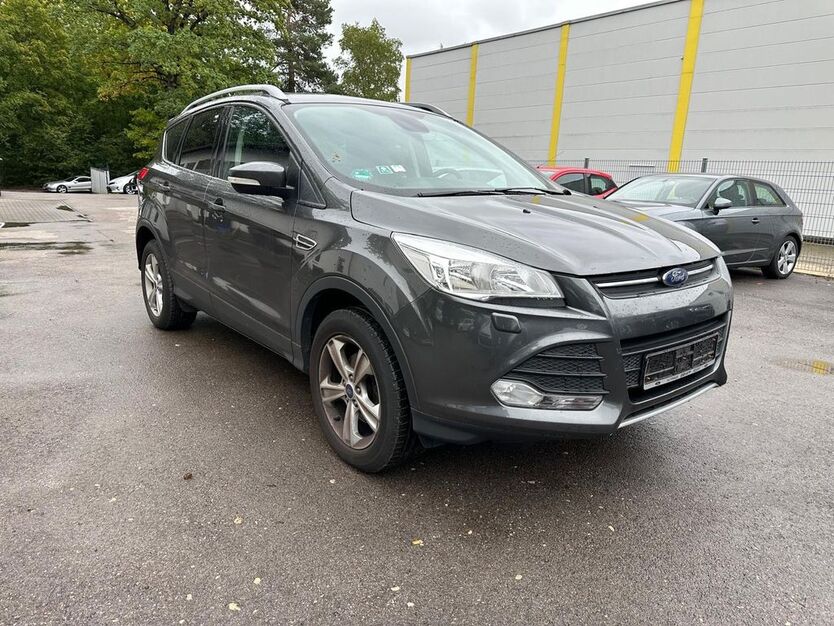 Ford Kuga 157.000 km 8.690 € Schwabach 91126