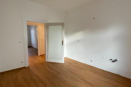 Wohnung Fürth Südstadt - 2 Zimmer, 65 m&sup2;, 650&euro; | Angebot:27565130