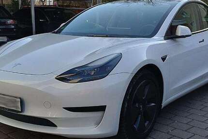Tesla Model 3 46.702 km 24.000 &euro; Nürnberg 90441