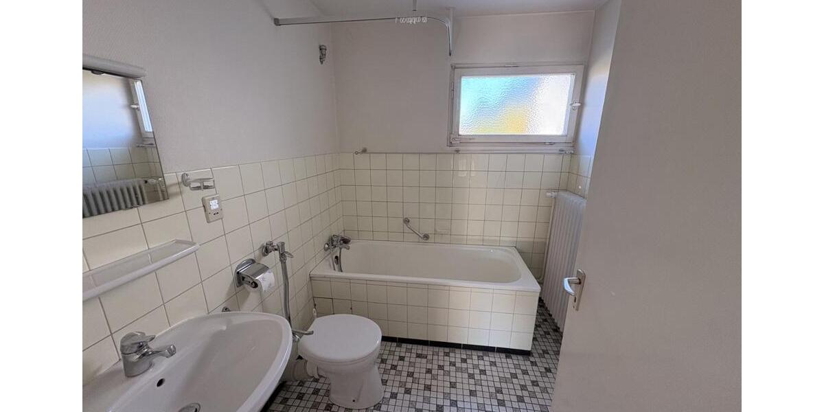 Reihenhaus Nürnberg Almoshof - 4 Zimmer, 92 m&sup2;, 430.000&euro; | Angebot:26681074