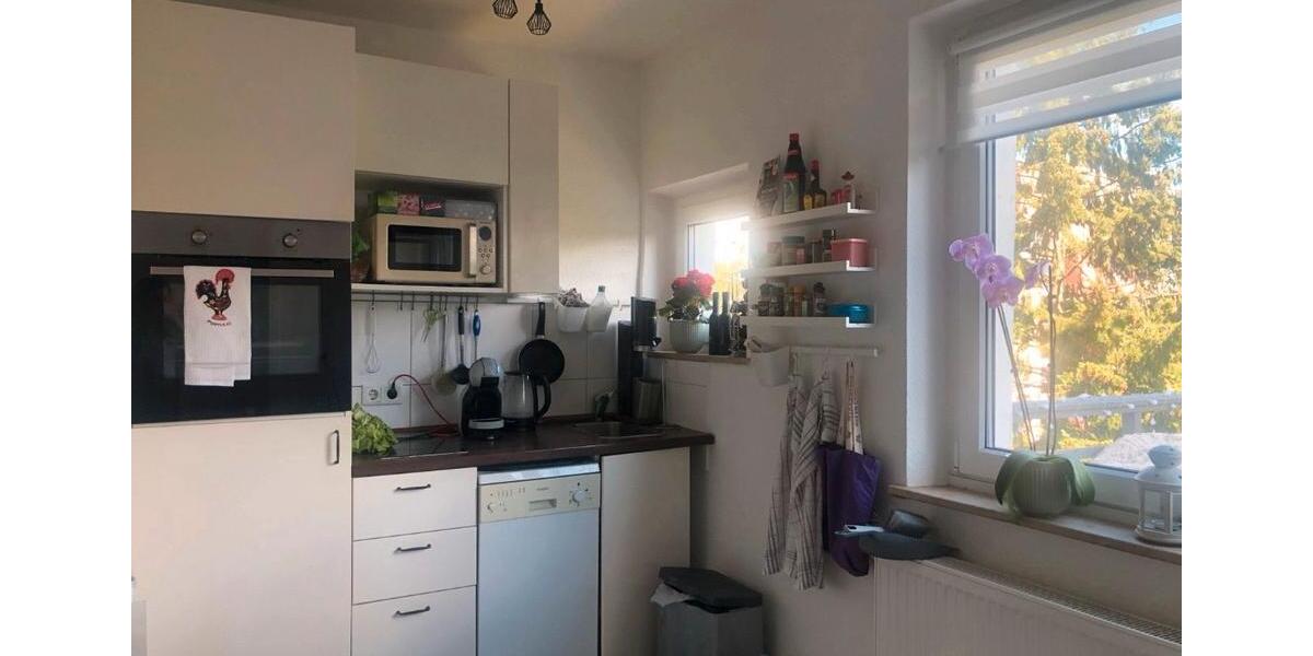 UNTERMIETE SCHÖNE 1-ZIMMER WOHNUNG MIT BALKON 1 zimmer