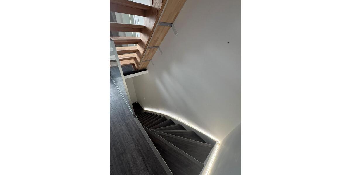 Etagenwohnung Schwabach - 5 Zimmer, 100 m&sup2;, 1.400&euro; | Angebot:26507659