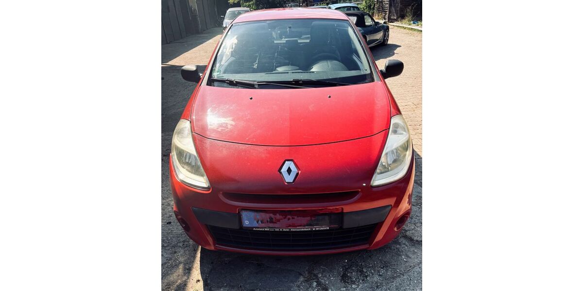 Renault Clio 189.000 km 1.750 &euro; Dormi 91077
