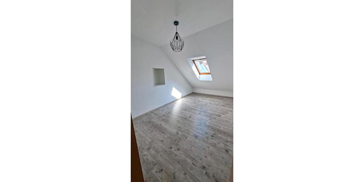 Maisonettenwohnung Erlangen Bruck - 3 Zimmer, 117 m&sup2;, 1.400&euro; | Angebot:26101457