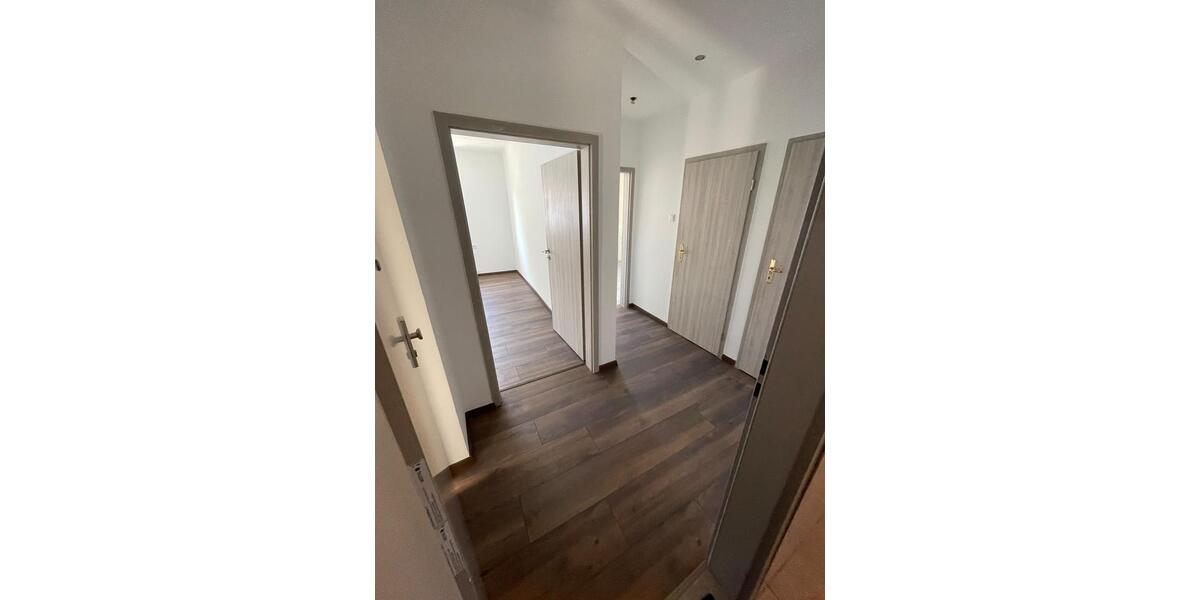 Etagenwohnung Nürnberg Gaismannshof - 3 Zimmer, 80 m&sup2;, 1.000&euro; | Angebot:27576693