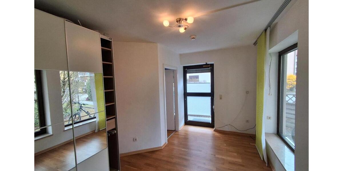 Erdgeschoßwohnung Erlangen Am Anger - 2 Zimmer, 40 m&sup2;, 700&euro; | Angebot:26678807