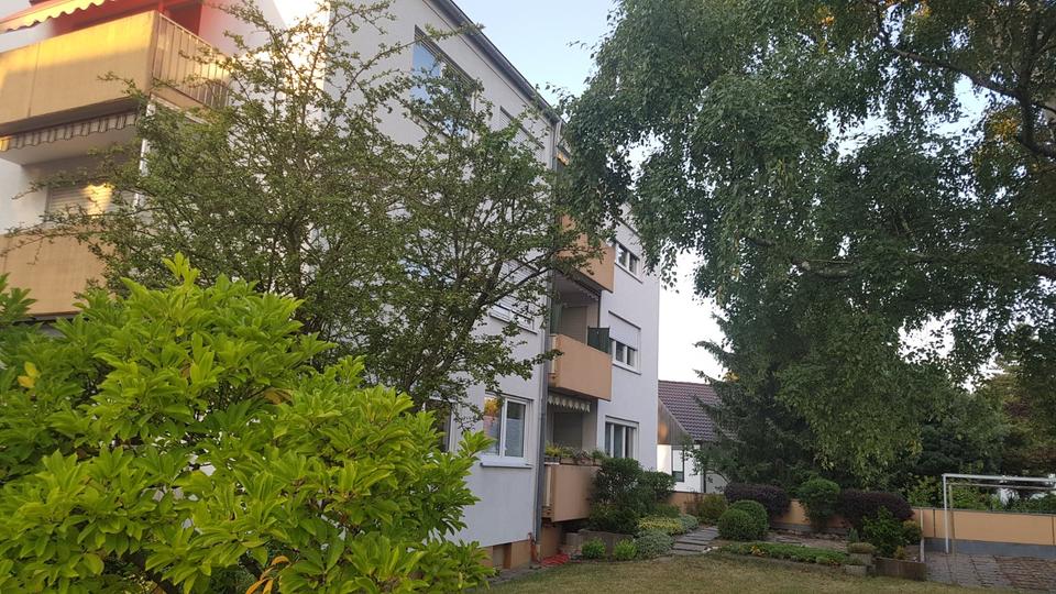Etagenwohnung Fürth Bislohe - 3 Zimmer, 74 m&sup2;, 950&euro; | Angebot:25655381