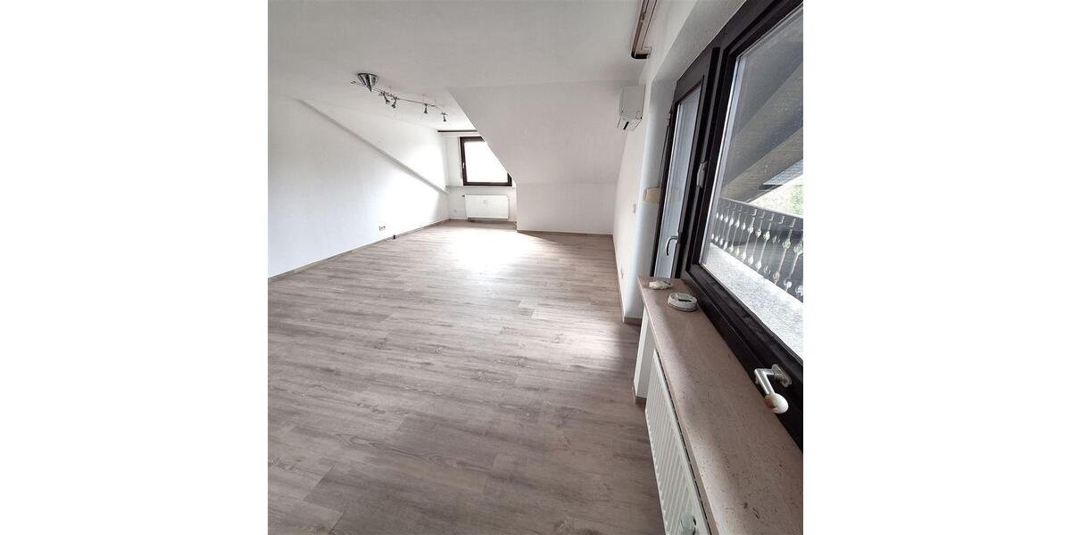 Etagenwohnung Allersberg Eismannsdorf - 3 Zimmer, 100 m&sup2;, 960&euro; | Angebot:25918691