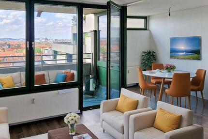 Frisch renovierte 2-Zimmer-Wohnung im Zentrum von Nürnberg zimmer