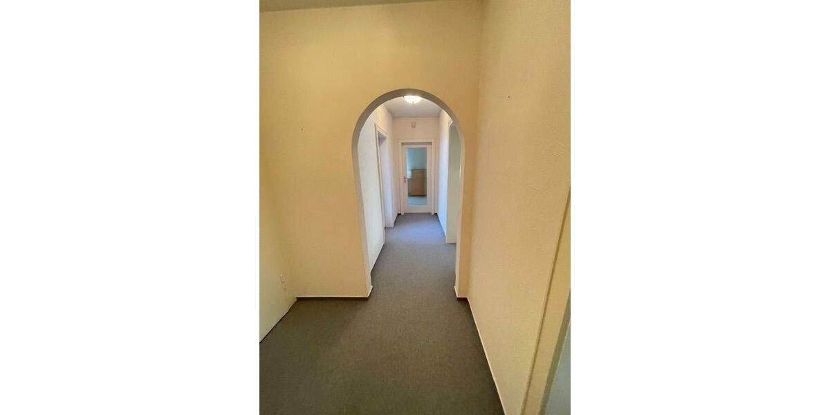 Mögeldorf: Doppelhaushälfte als 2-Familienhaus mit Doppel-Garage und großem Garten 6 zimmer