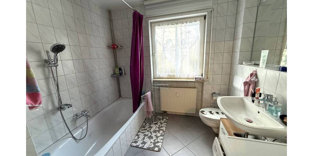 RESERVIERT - 3-Zimmer-Eigentumswohnung mit KFZ-Stellplatz 3 zimmer