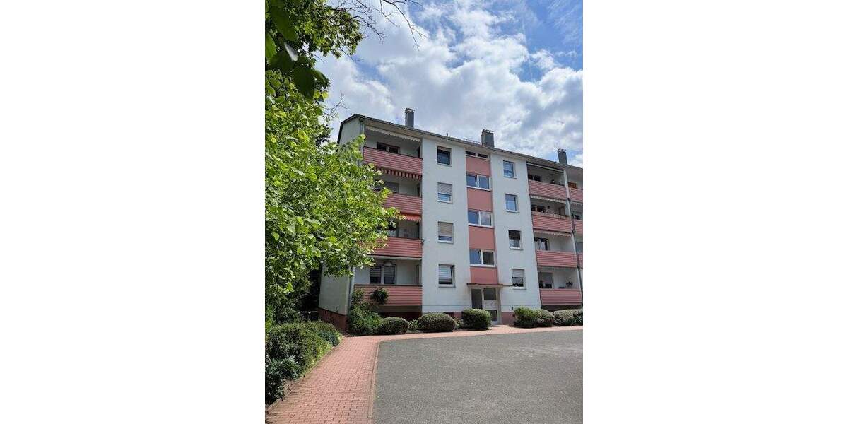 ** Helle 3 Zimmer Wohnung mit guter Ausstattung, 2 Balkonen, Einbauküche - frei ** 3 zimmer