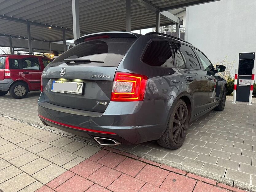 Skoda Octavia 251.000 km 8.499 € Oberasbach 90522
