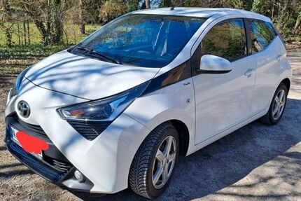 Toyota Aygo (X) 11.150 km 12.222 &euro; NÜRNBERG 90471
