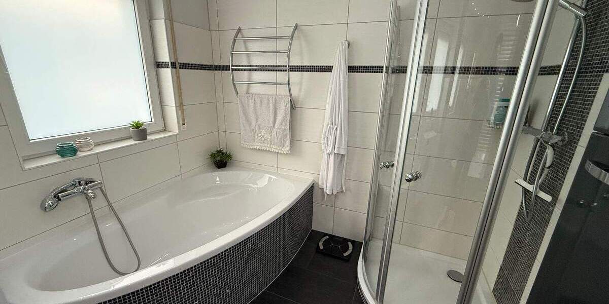 Reihenmittelhaus Feucht - 5 Zimmer, 133 m&sup2;, 495.000&euro; | Angebot:25684419