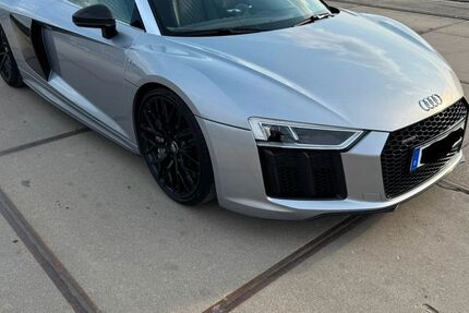 Audi R8 9.500 km 139.990 &euro; Rednitzhembach 91126