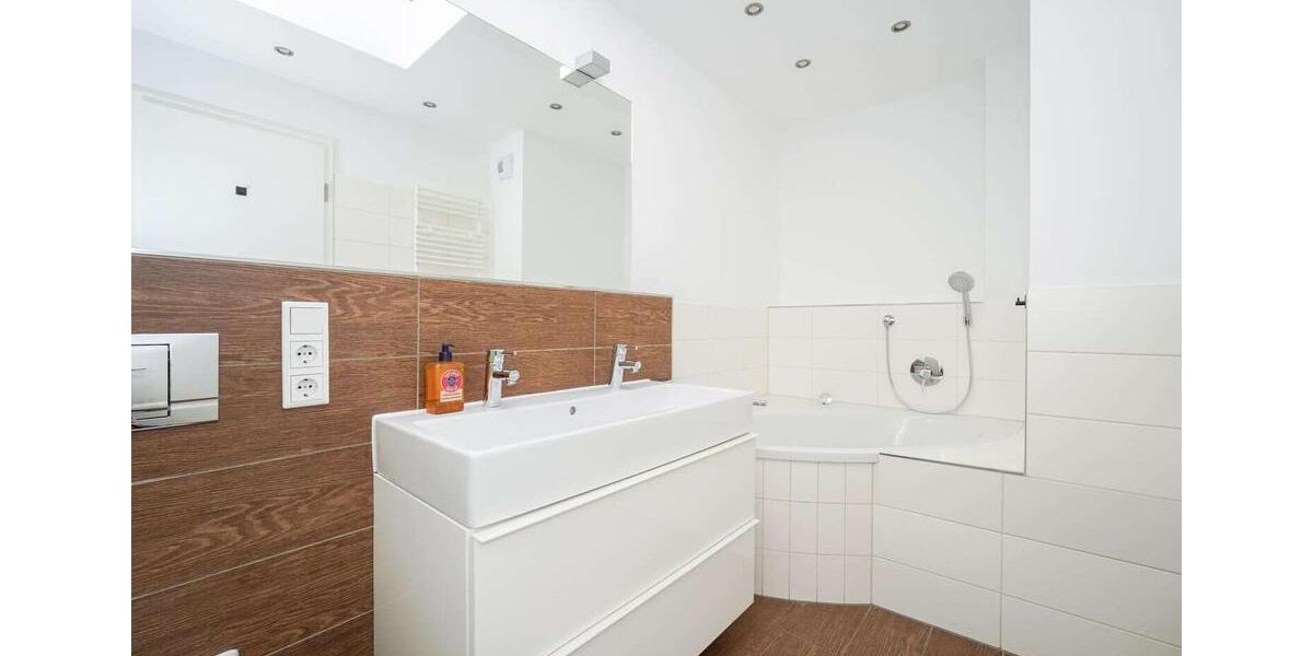 10 Min. ins Zentrum: Modernes Penthouse mit 65 m² Dachterrasse 4 zimmer