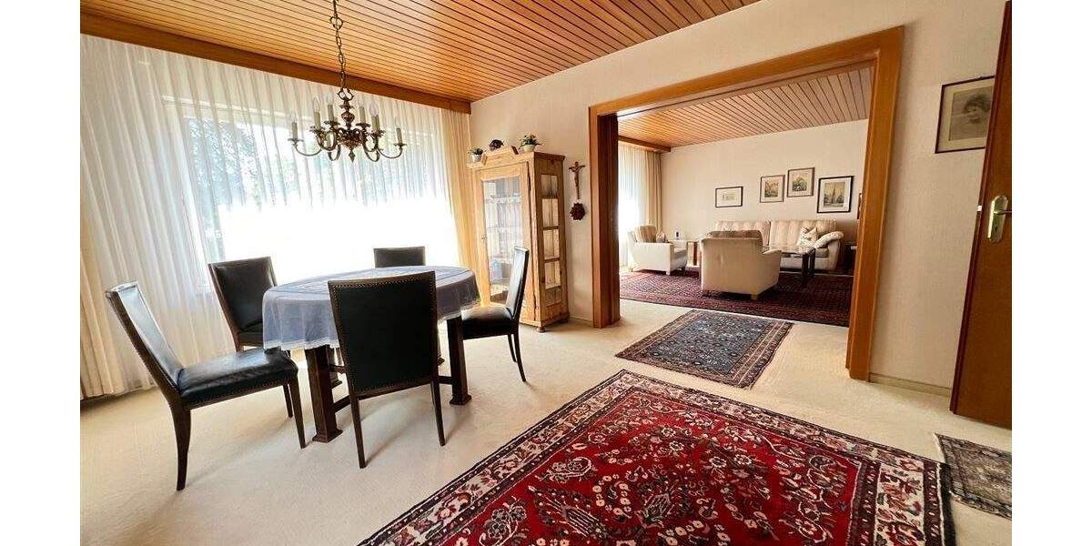 Grün + stadtnah! Nähe Rechenbergpark! Gepflegte DHH, idyllischer Garten, Ausbaupotential + Garage! 6 zimmer