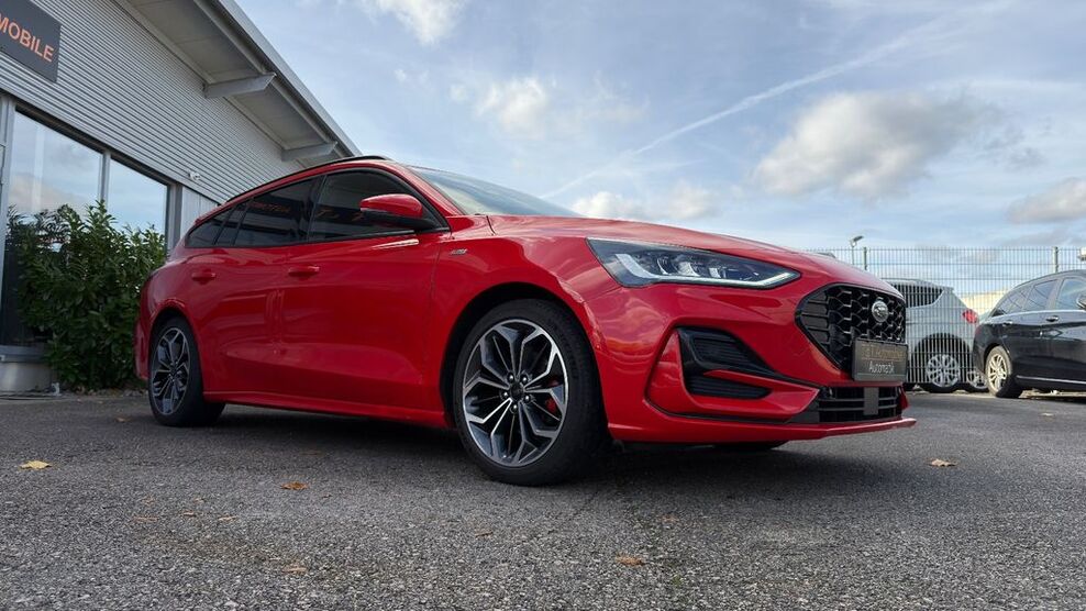 Ford Focus 100.000 km 21.990 € Fürth 90763