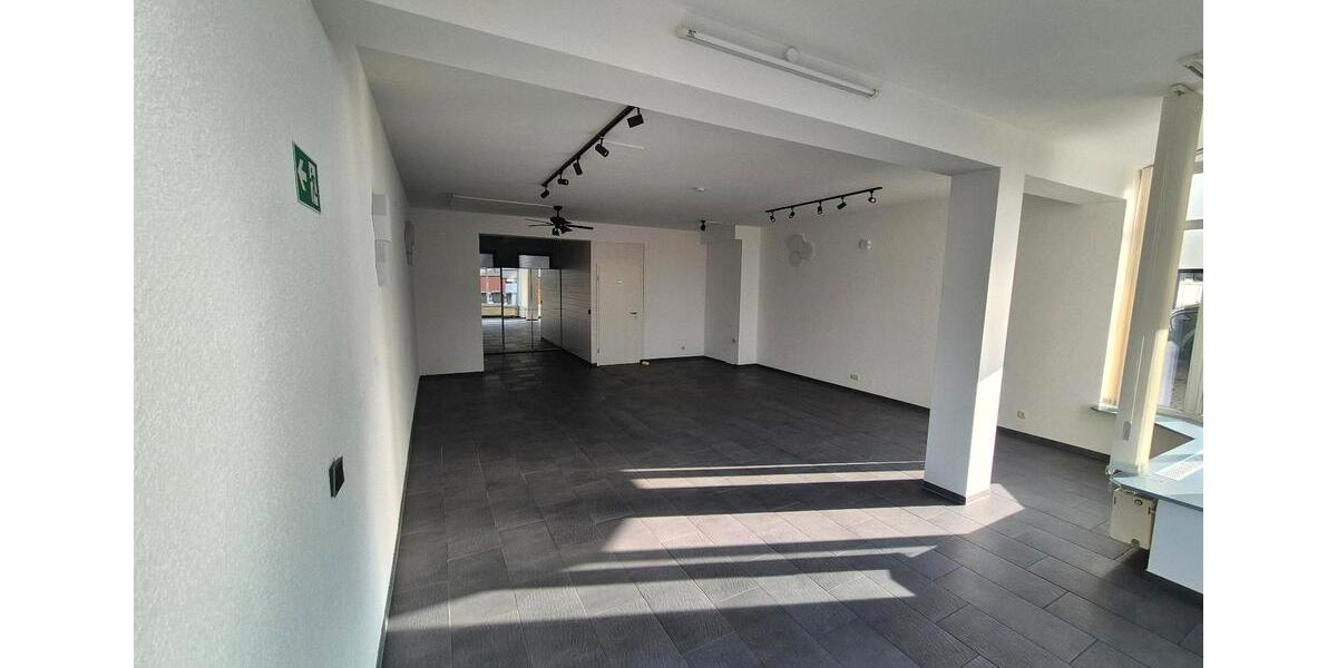 Gewerbeobjekt Eckental - 1.000&euro; | Angebot:24646783