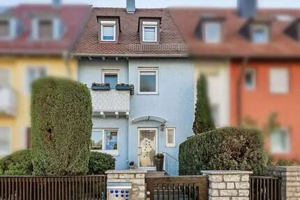 Haus zum Kaufen in Nürnberg 525.000 € 123 m² 4 zimmer