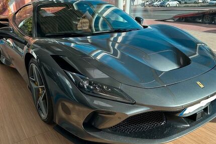 Ferrari F8 9.784 km 305.900 € Erlangen 91058