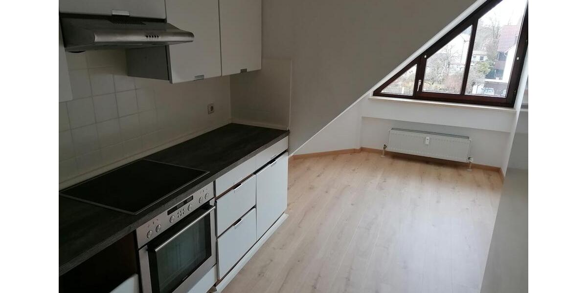 Maisonettenwohnung Nürnberg Erlenstegen - 3.5 Zimmer, 104 m&sup2;, 1.350&euro; | Angebot:25374327