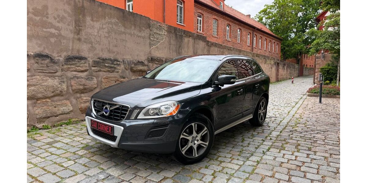 Volvo XC60 181.000 km 9.999 &euro; Haag 91126