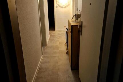 2 Zimmer Wohnung mit Balkon zimmer