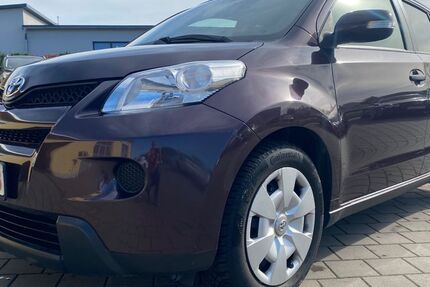 Toyota Urban Cruiser 157.500 km 4.990 &euro; Rohr 91189