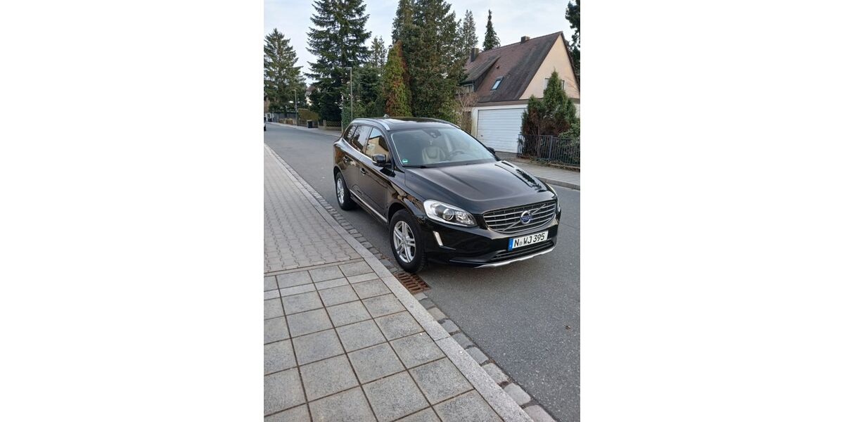 Volvo XC60 102.000 km 18.000 &euro; Nürnberg 90475