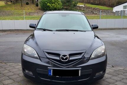 Mazda 3 210.000 km 2.299 &euro; Heroldsbach 91336
