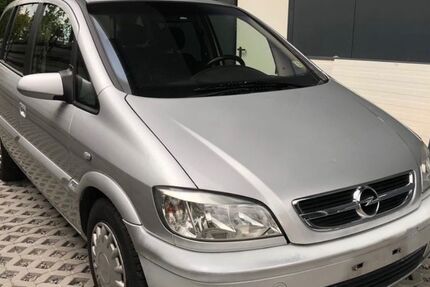 Opel Zafira 180.000 km 2.100 &euro; Nurnberg 90468